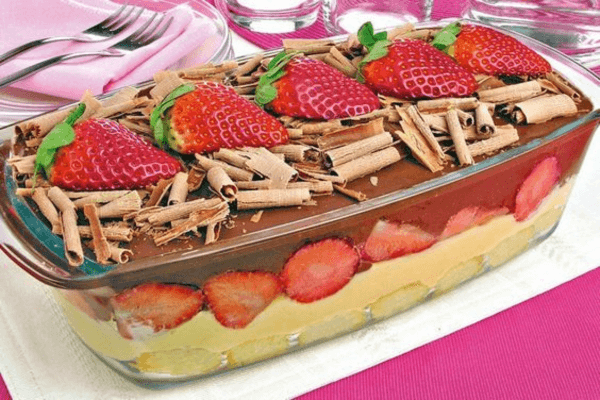 Pavê de Chocolate e Morango